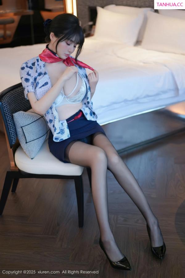   [XiuRen]高清写真图 2025.12.16 No.11115 沈南汐RuRu 空姐制服第23张图片